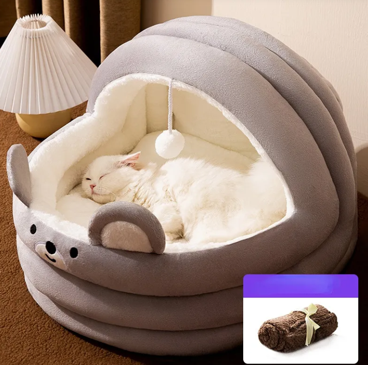 Soft Arctic Velvet Cat & Small Pet Bed – Cute Bear & Rabbit Design